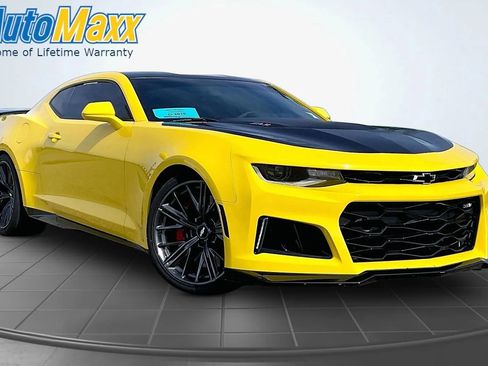 Used 2018 Chevrolet Camaro ZL1 RWD image 3