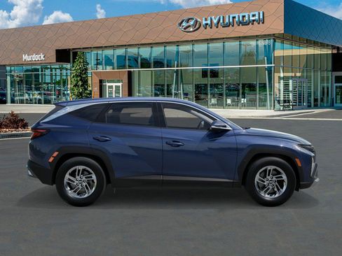 New 2026 Hyundai Tucson SE image 7