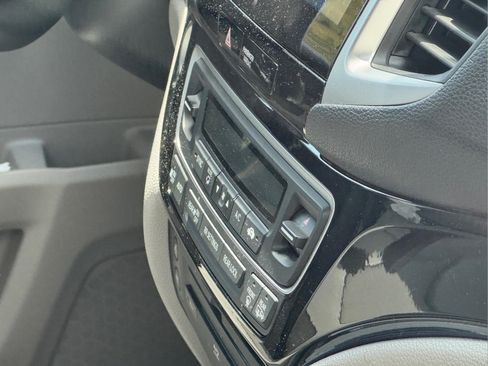 Used 2016 Honda Pilot Elite image 9