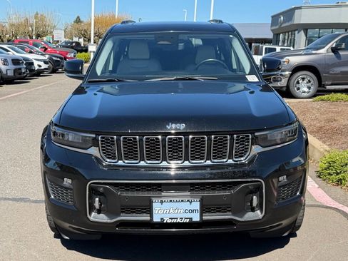 Used 2022 Jeep Grand Cherokee L Overland w/ Luxury Tech Group IV AWD/4WD image 3