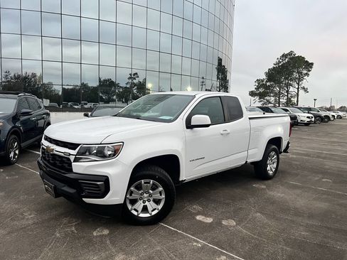 Used 2022 Chevrolet Colorado LT w/ Fleet Safety Package image 4