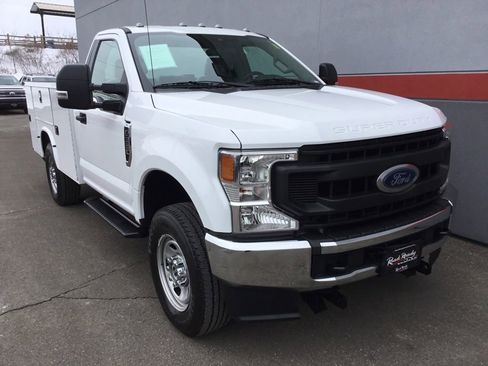 Used 2020 Ford F350 XL w/ Power Equipment Group image 2