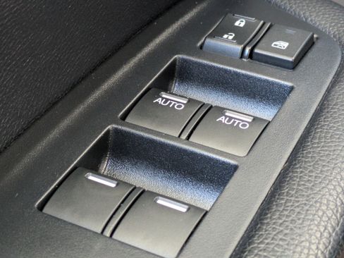 Used 2021 Honda Pilot Elite image 30
