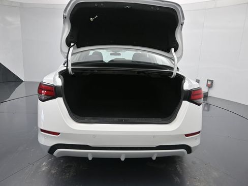 Used 2024 Nissan Sentra SV FWD image 24