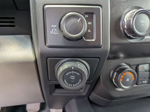Used 2020 Ford F150 XL w/ Equipment Group 101A Mid AWD/4WD image 26