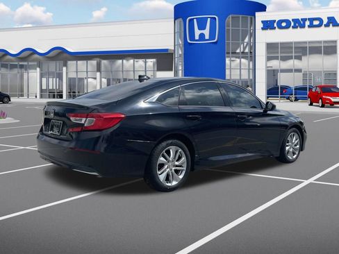 Used 2018 Honda Accord LX image 7