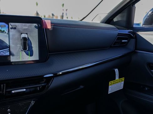 New 2026 Nissan Kicks SR image 28