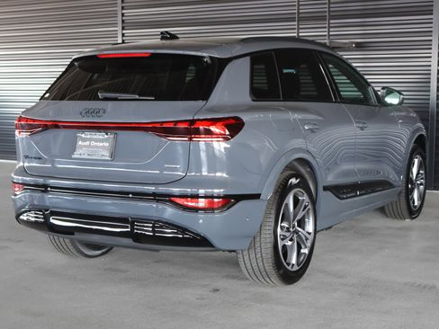 New 2027 Audi Q6 e-tron Premium Plus AWD/4WD image 18
