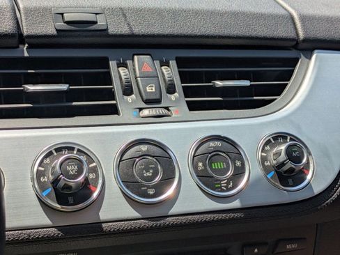 Used 2013 BMW Z4 sDrive28i RWD image 7