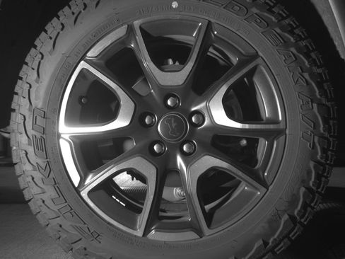 Used 2025 Jeep Compass Trailhawk AWD/4WD image 15