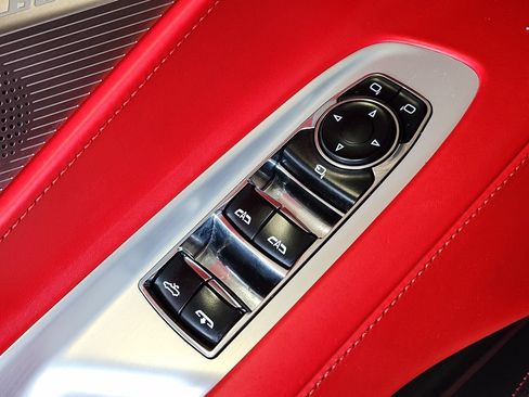 Used 2023 Chevrolet Corvette Stingray Premium Conv w/ Z51 Performance Package RWD image 43