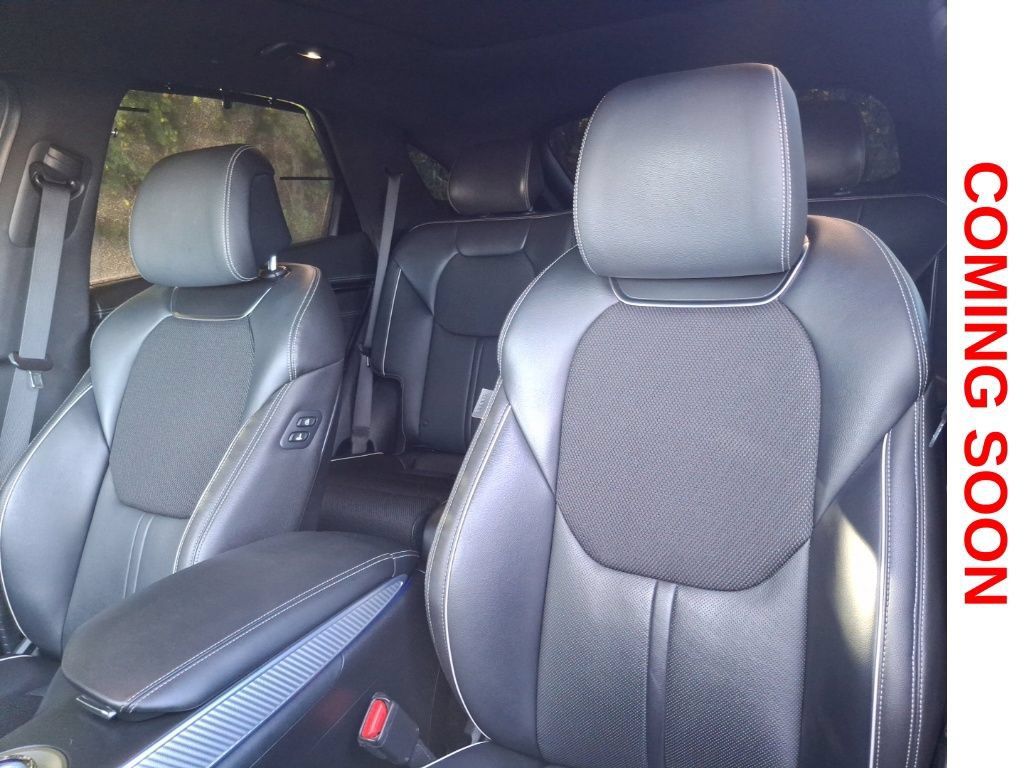 Used 2023 Genesis GV70 2.5T w/ Sport Prestige Package AWD/4WD image 13