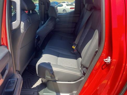 Used 2025 Toyota Tacoma Limited AWD/4WD image 23