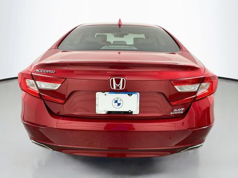 Used 2018 Honda Accord Touring image 6