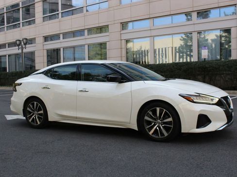 Used 2020 Nissan Maxima 3.5 S w/ Floor Mat Group image 2