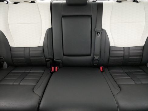 Used 2024 Toyota Tundra Capstone AWD/4WD image 13