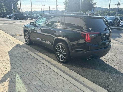 Used 2021 GMC Acadia SLE w/ Driver Convenience Package FWD image 5