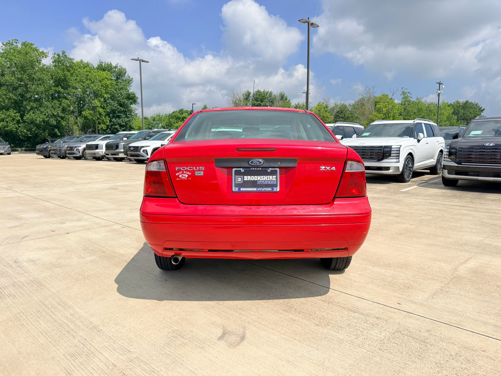 Used 2006 Ford Focus SE FWD image 8