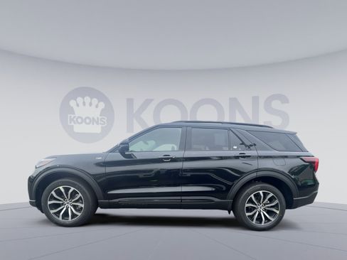 New 2026 Ford Explorer ST-Line AWD/4WD image 13