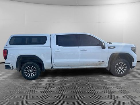 Used 2023 GMC Sierra 1500 AT4 w/ AT4 Preferred Package AWD/4WD image 7