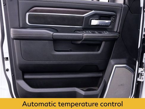 Used 2025 RAM 2500 Laramie AWD/4WD image 13
