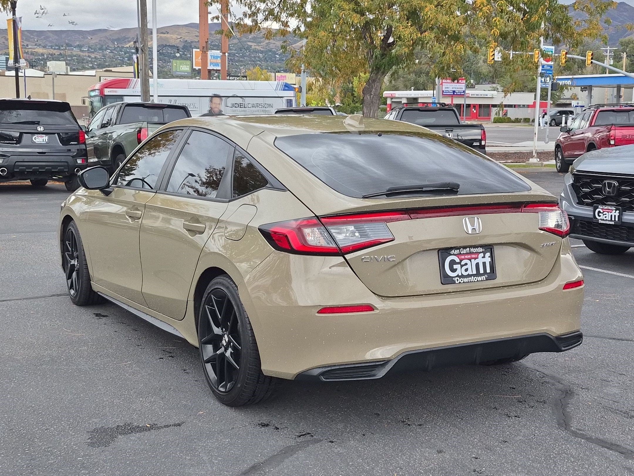 Used 2025 Honda Civic Sport image 8