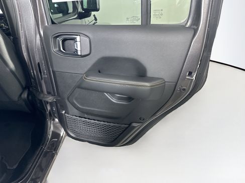 Used 2025 Jeep Wrangler Sahara w/ Safety Group image 28