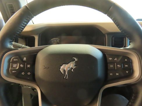 Used 2024 Ford Bronco Wildtrak AWD/4WD image 22