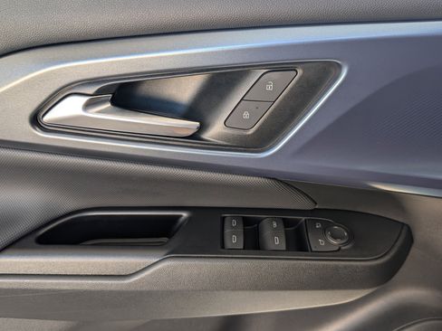 Used 2024 Chevrolet Equinox EV LT w/ LPO, Blackout Package image 13