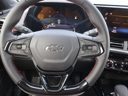 New 2026 Chevrolet Trax RS image 6
