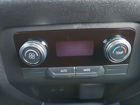 Used 2025 GMC Acadia Elevation image 26