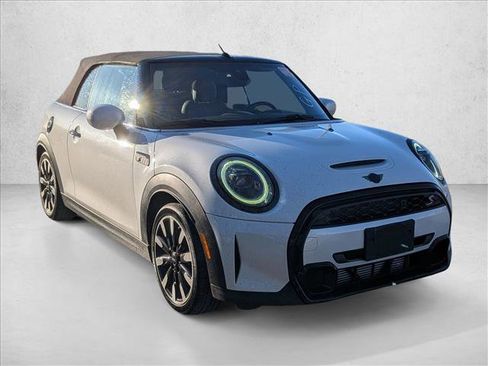Used 2023 MINI Cooper S image 3