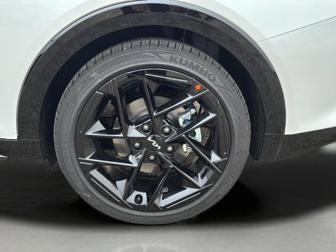 New 2025 Kia K4 GT-Line Turbo image 30