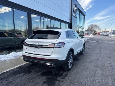 Used 2023 Lincoln Nautilus Reserve w/ Equipment Group 201A image 3