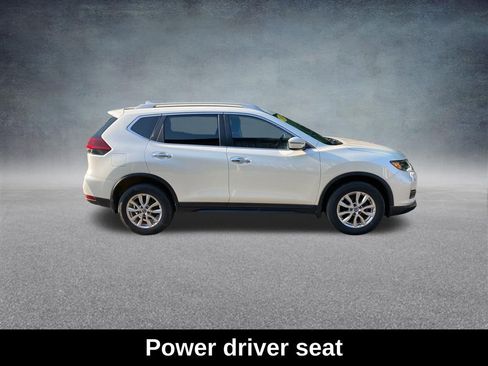 Used 2018 Nissan Rogue SV image 8