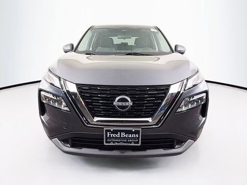 Used 2023 Nissan Rogue SV AWD/4WD image 2