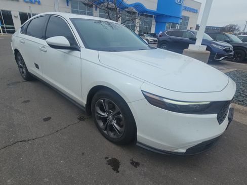 Certified 2023 Honda Accord EX image 2