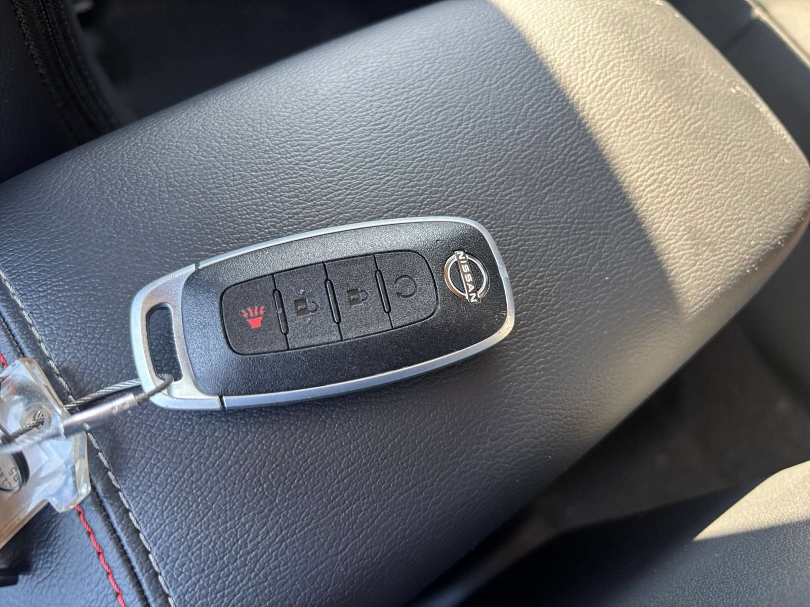 Used 2026 Nissan Kicks SR AWD/4WD image 20