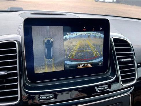 Used 2016 Mercedes-Benz GLE 550e 4MATIC image 24