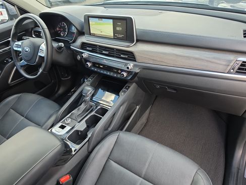 Certified 2021 Kia Telluride EX w/ EX Premium Package FWD image 12