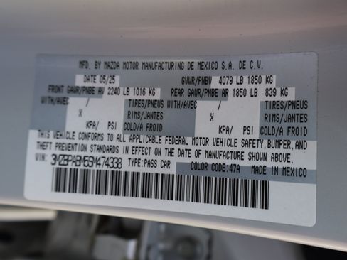 Used 2025 MAZDA MAZDA3 s FWD image 39