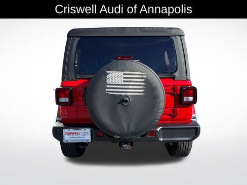 Used 2022 Jeep Wrangler Unlimited Sahara w/ Cold Weather Group AWD/4WD image 7