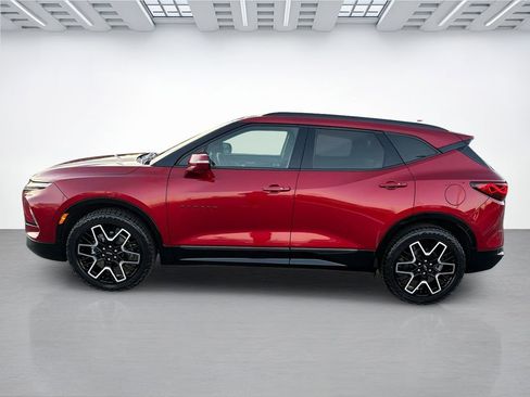 Used 2023 Chevrolet Blazer RS w/ Driver Confidence II Package image 6