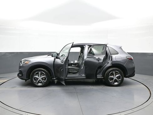 Used 2024 Honda HR-V EX-L image 42