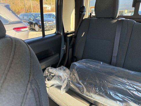 New 2026 Jeep Gladiator Willys AWD/4WD image 22