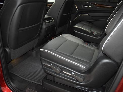 Used 2024 Cadillac Escalade ESV Premium Luxury w/ Performance Package image 45