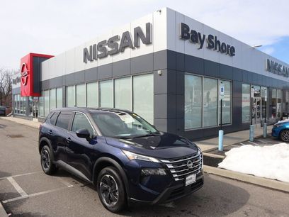 Certified 2025 Nissan Rogue SV