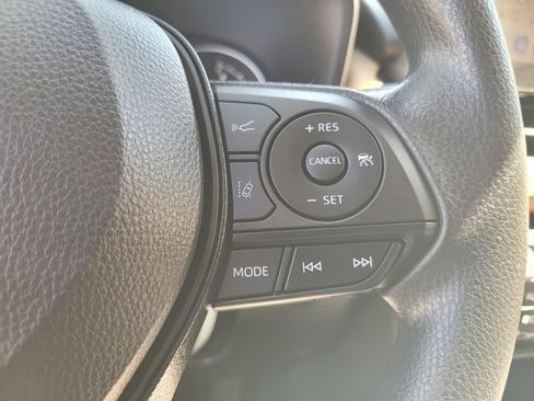 Used 2025 Toyota RAV4 XLE w/ Convenience Package AWD/4WD image 26
