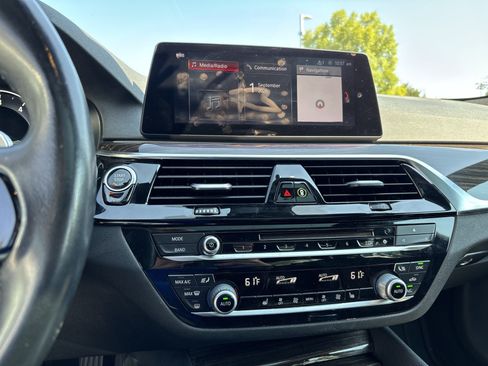 Used 2019 BMW 540i xDrive w/ Convenience Package AWD/4WD image 30