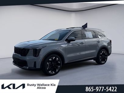 Used 2025 Kia Sorento EX w/ Panoramic Sunroof Package